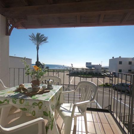 Appartamento Sul Mare Torre Pali 外观 照片
